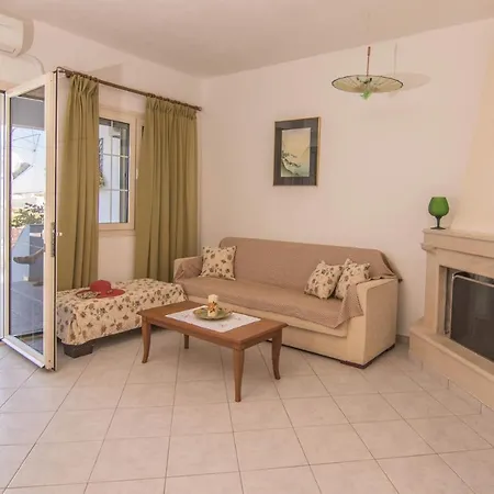 Fedra Apartments, View, Free Parking, 2mins To Palekastro