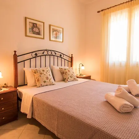 Fedra Apartments, View, Free Parking, 2mins To Apartment *