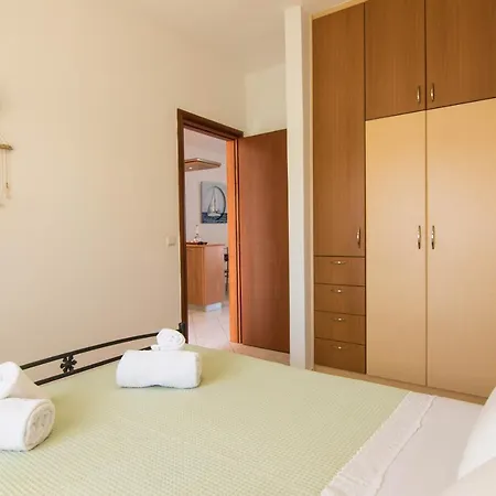 Fedra Apartments, View, Free Parking, 2mins To Apartment *